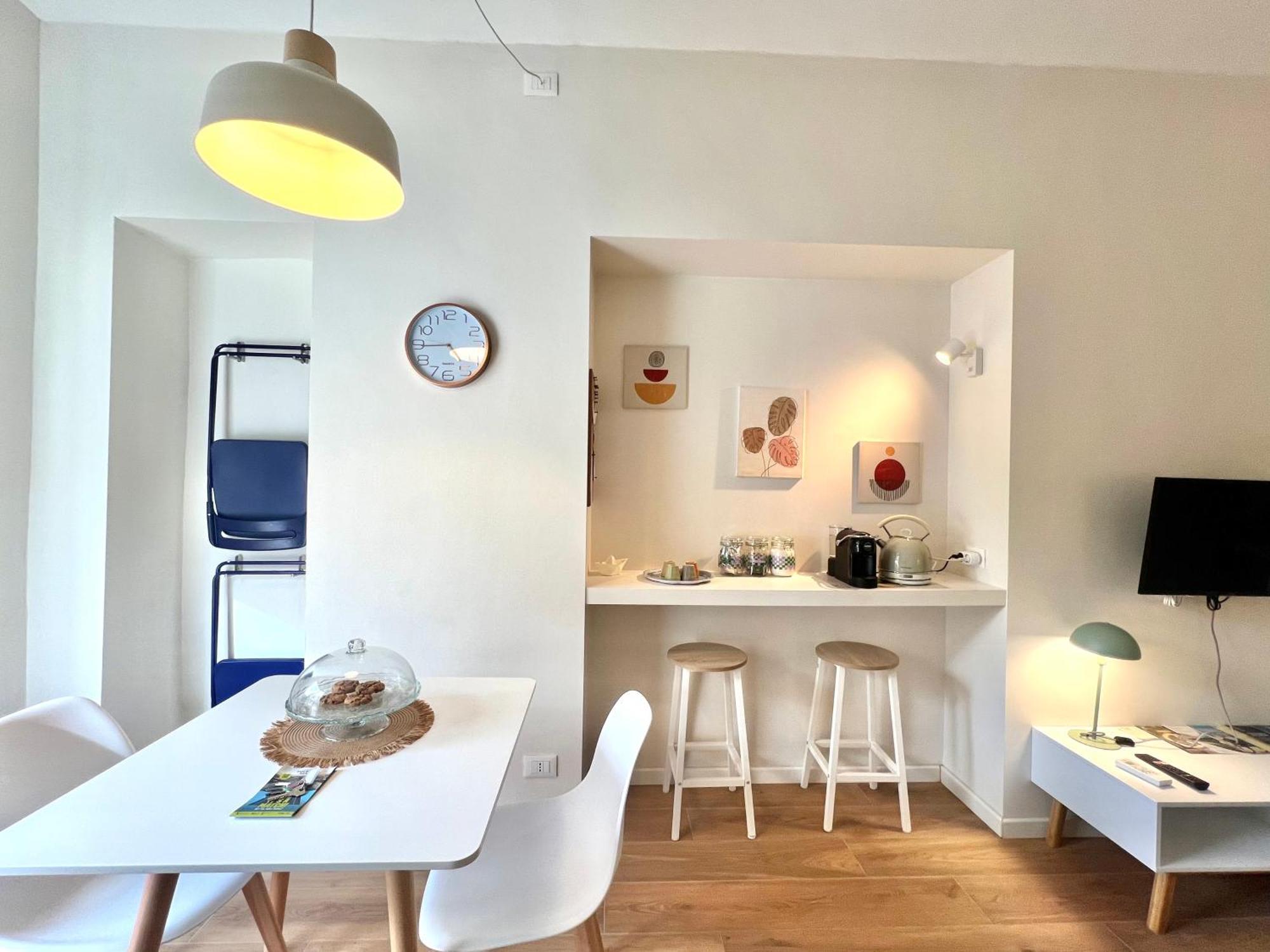 Acadamis - Maison Pino - Quadrilatero Apartment